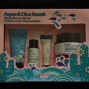 Belif Aqua & Cica Bomb Hydration Oasis Set - Blue and White